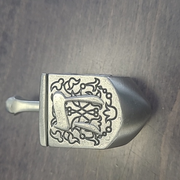 Vintage Pewter dreidel - Picture 3 of 6